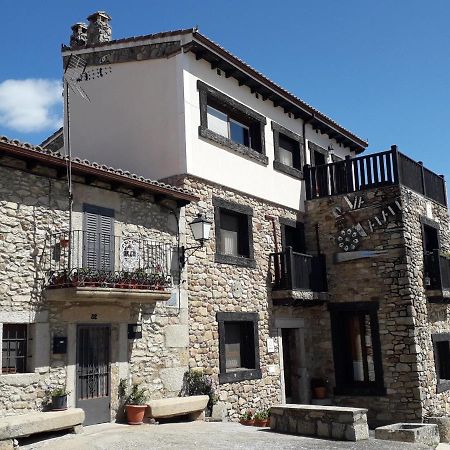 Gasthaus Via Caparra Superior Oliva de Plasencia Exterior foto